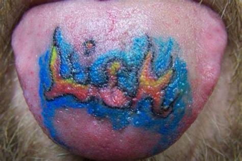 Tongue Tattoos (20 pics)