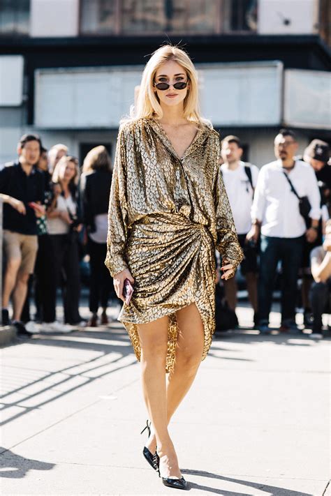 20 Black-and-Gold Outfits to Wear Now | Who What Wear UK