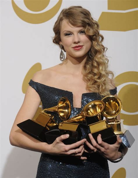 Backstage at the 52nd Grammy Awards - All Photos - UPI.com