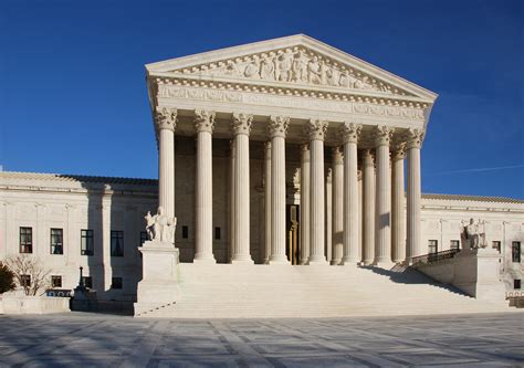 Fichier:US Supreme Court - corrected.jpg — Wikipédia