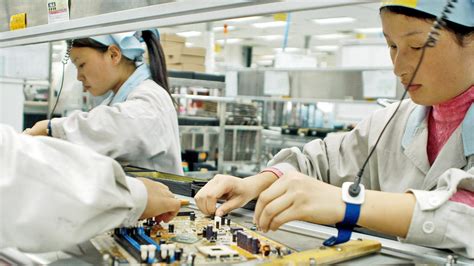 A Day In The Life Of An iPhone Factory Worker | Fast Company | Business + Innovation