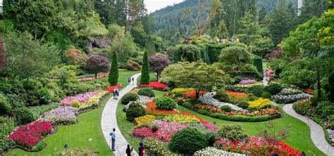 Butchart Gardens Tour from Seattle & Victoria Hotel