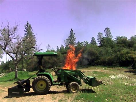 Funny Tractor Fail Photos (32 pics) - Izismile.com