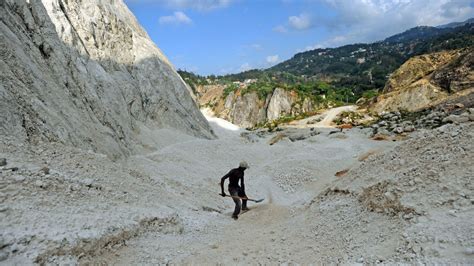 The Hidden Environmental Toll of Mining the World’s Sand - Yale E360