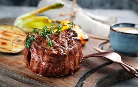 Chateaubriand vs Filet Mignon: What's the Difference?