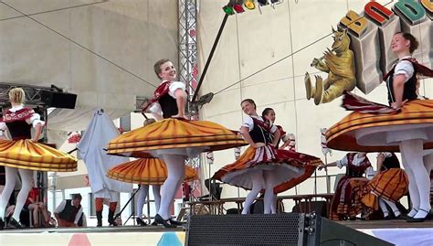 German Folk Dance - Die Thüringer Spinnstube | Deutsche volkslieder ...