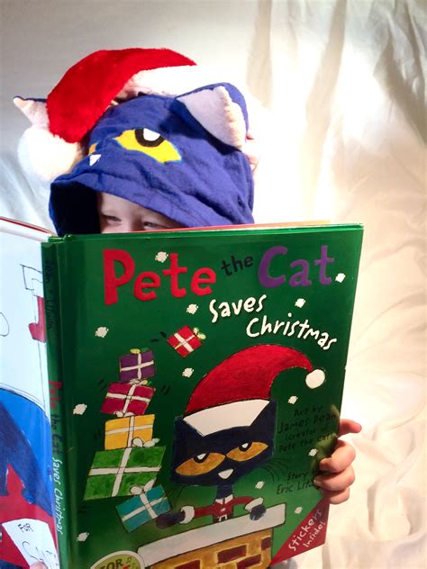 Pete the Cat: Saves Christmas - Homegrown Reader