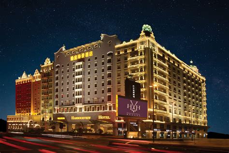 Four Seasons Hotel Macao at Cotai Strip, Macau - Compare Deals