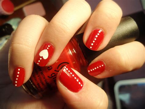 Stylish red nail polish spring 2012 - Nail designs 2013- Nail art designs