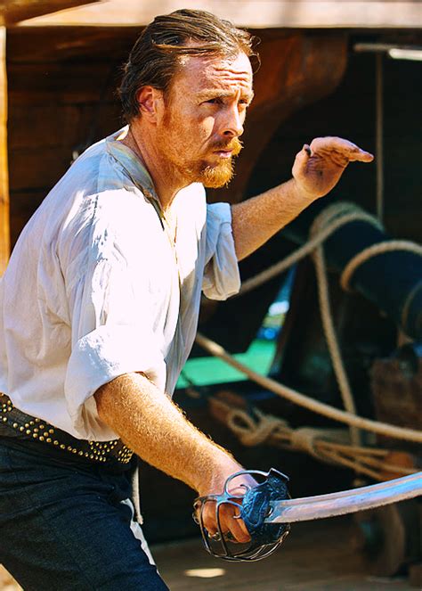 Toby Stephens as Captain Flint (Black Sails) | Pirate King | Pinterest | Black sails, Captain ...