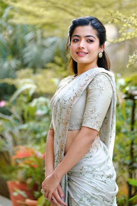 Rashmika Mandanna New Hot Photos in Saree - Gallery