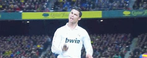 Cristiano Ronaldo Calma GIF - Cristiano Ronaldo Calma Soccer Player ...