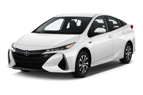 2020 Toyota Prius Prime Buyer's Guide: Reviews, Specs, Comparisons