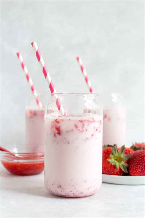 Cafe Style Korean Strawberry Milk - Carmy - Easy Healthy-ish Recipes