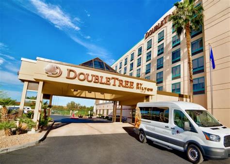 6 BEST HOTELS near LAS VEGAS AIRPORT