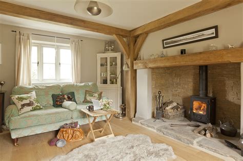 from little acorns.........: a delightful Cotswold Cottage