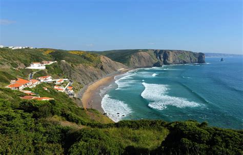 Aljezur - Portugal Travel Guide