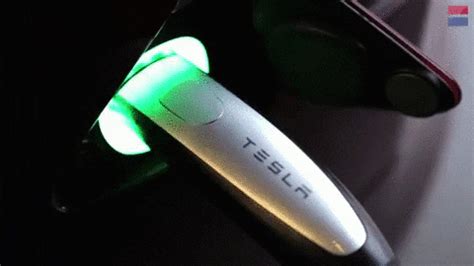 Tesla GIF - Find & Share on GIPHY