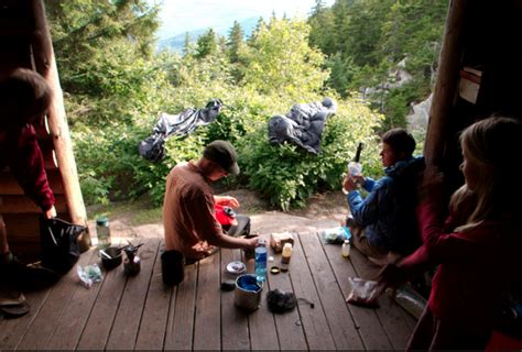 camping Appalachian Trail - EcoWorldly