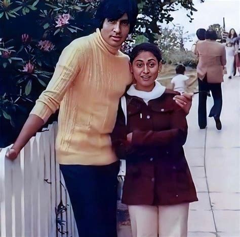 Young Amitabh and Jaya Bachchan. : r/BollyBlindsNGossip