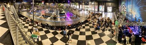 SKY ZONE TRAMPOLINE PARK - 173 Photos & 388 Reviews - 193 N Moorpark Rd ...