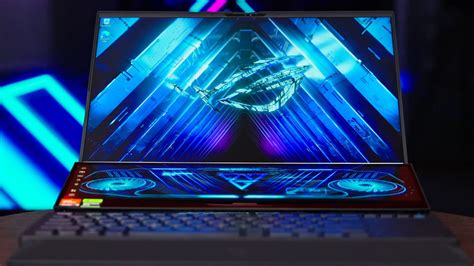 ROG Zephyrus Duo 16 (2023) este un laptop fenomenal, dar are o problemă de orientare (review)