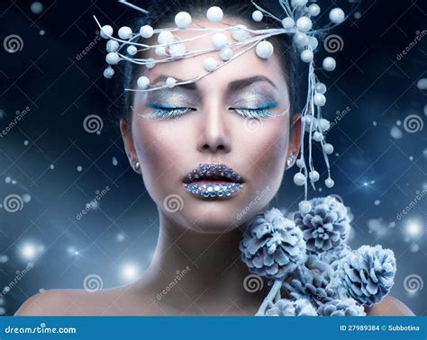 Christmas Girl Makeup stock photo. Image of crystal, jewellery - 27989384