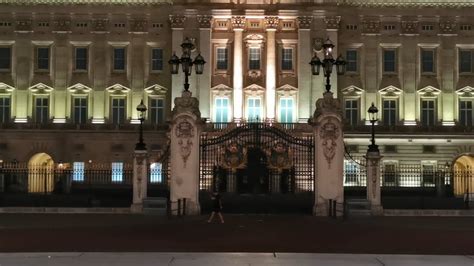 Buckingham Palace Exterior Video · Free Stock Video