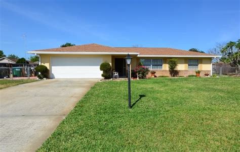 Splash Into These Two Pool Homes for Sale in Deltona, FL