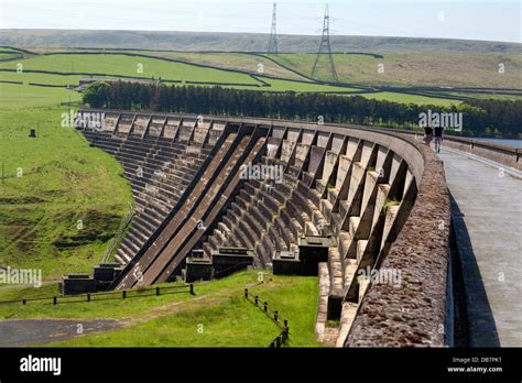 Dam at Baitings Reservoir, Ripponden, West Yorkshire Stock Photo - Alamy