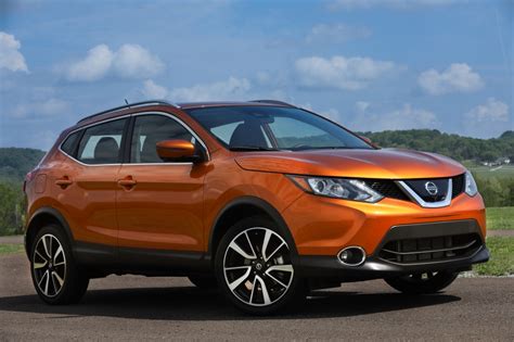 Nissan’s Rogue compact crossover adds unique 5-passenger Sport model for 2017 - Drive