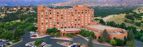 Pet-Friendly Hotel in Colorado Springs | Colorado Springs Marriott