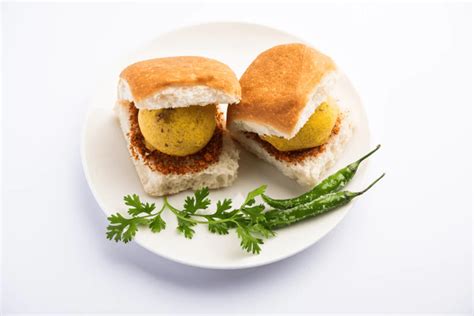 Vada Pav, Maharashtra's Pride (Party Pack 25 pc) - Onlyveggies