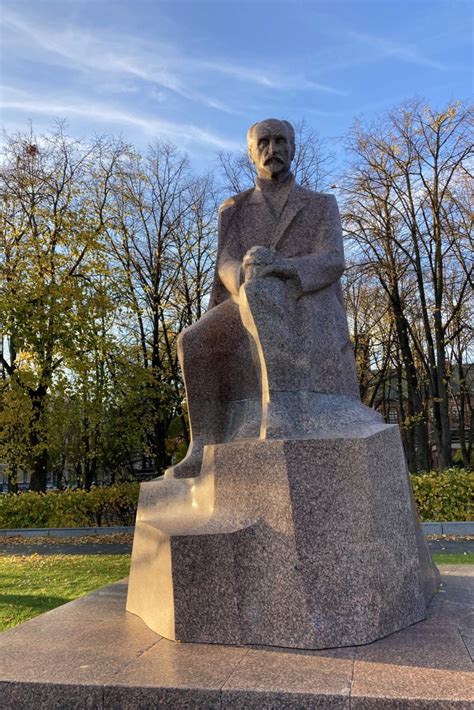 Monument to Rainis (Riga) - gotobaltic.com