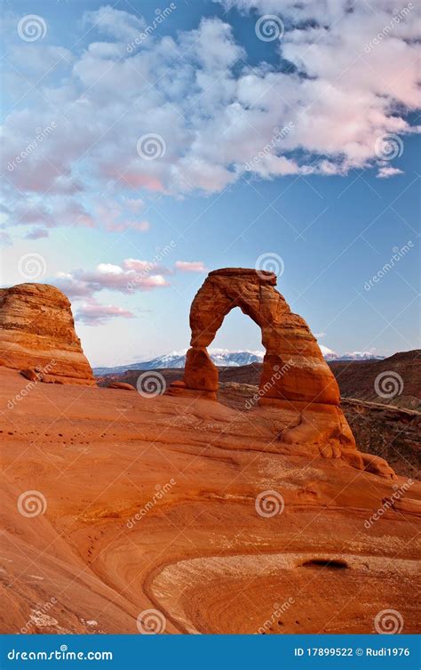 Delicate Arch stock photo. Image of arch, park, outdoors - 17899522