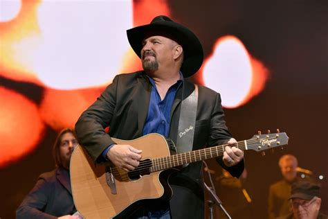 Garth Brooks Announces New ‘Plus One’ Las Vegas Residency