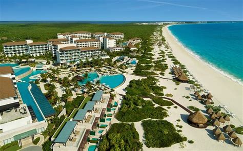 Wonderful beach and great pools! - Review of Dreams Playa Mujeres Golf & Spa Resort, Playa ...