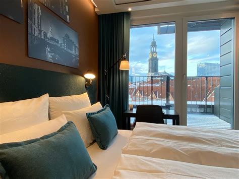 Motel One Hamburg-Fleetinsel Rooms: Pictures & Reviews - Tripadvisor