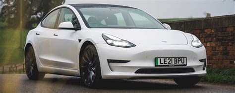 Drive with us: 2021 Tesla Model 3 Performance Review | Carparison