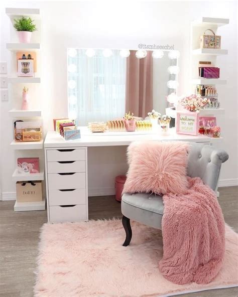 Best Pink Rooms Interior Inspiration - Gorgeous Pink Room Decor Ideas