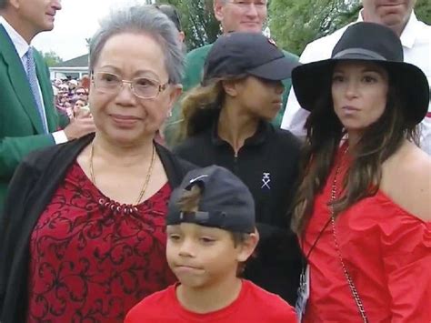 Who are Tiger Woods’ parents Kultida and Earl Woods?