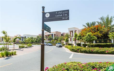 Pros and Cons of Living in Emirates Hills - MyBayut