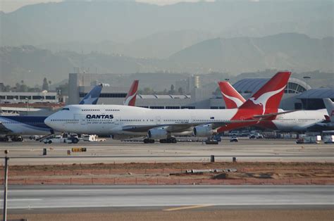 Qantas retires another Boeing 747-400 | International Flight Network