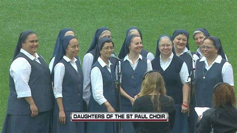 KC@BOS: Daughters of St. Paul Choir sing in 7th - YouTube