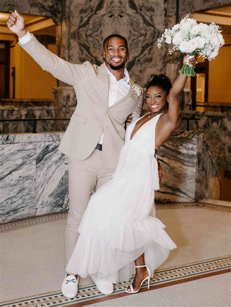 Simone Biles Marries Jonathan Owens