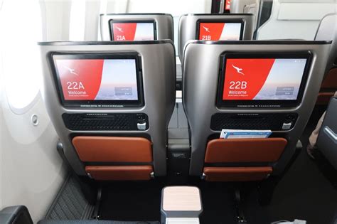 Review: Qantas (787-9) Premium Economy Seat, SYD to MEL