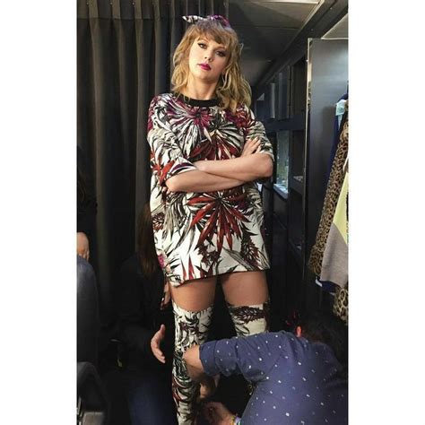 Lwymmd behind the scenes | Taylor swift outfits, Elegant outfit, Outfits