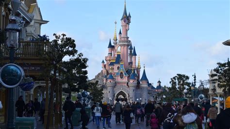 Best Things To See And Do In Disneyland Paris - Hellotickets