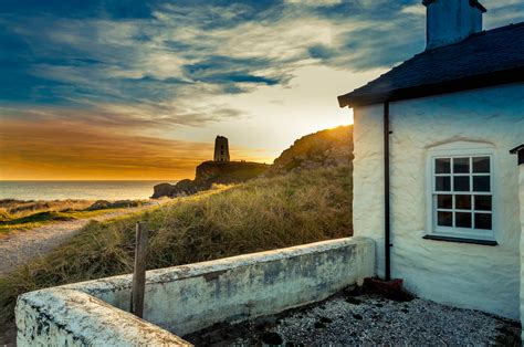 Ynys Llanddwyn: the island of mystery, legends and love – Unusual Places