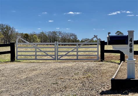 RURAL & FARM GATES GALLERY - Pelican Panels